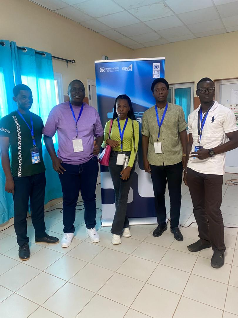PNUDBenin's tweet image. L’Afrique bouge et le Bénin est au rendez-vous !

5⃣jeunes béninois participent au #BootCamp #Tech4Peace à Thiès🇸🇳 aux côtés de +100 talents de 21 pays d’Afrique de l’Ouest et du Centre @UNDPWACA 

🎯Construire ensemble un espace numérique plus sûr, inclusif &amp;amp; promoteur de #paix.