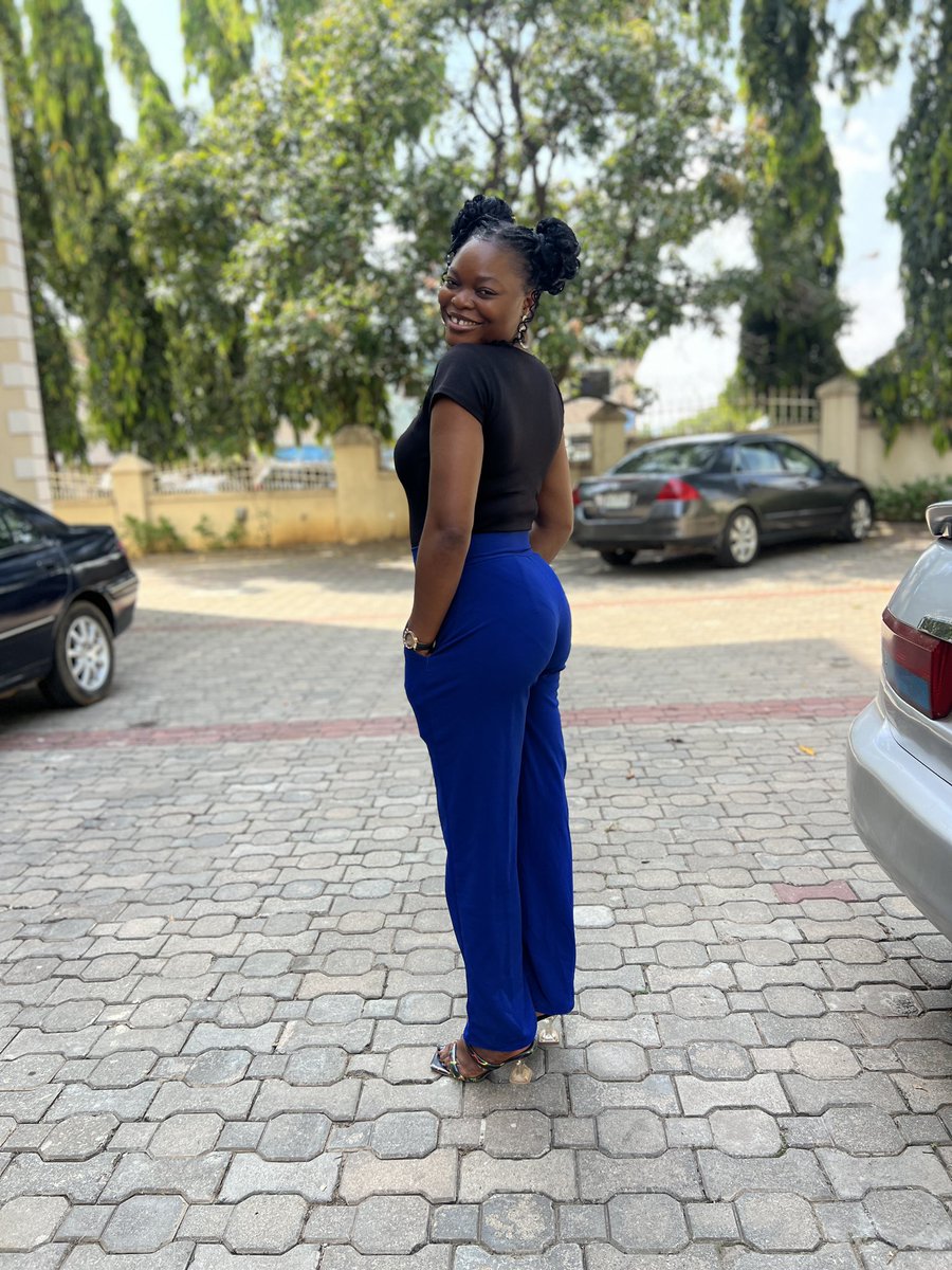 Omotola_MBS's tweet image. No long talk. Happy birthday to me 🎉🎊🎂