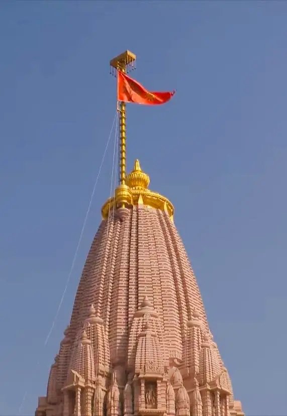 AvinashPat34501's tweet image. 497 वर्ष, लगभग 4 लाख रामभक्तो का बलिदान और 25 पीढ़ियों का इंतजार आज पूर्णतः पूर्ण हुआ!
जय श्री राम 🚩 
#JaiShreeRam🚩