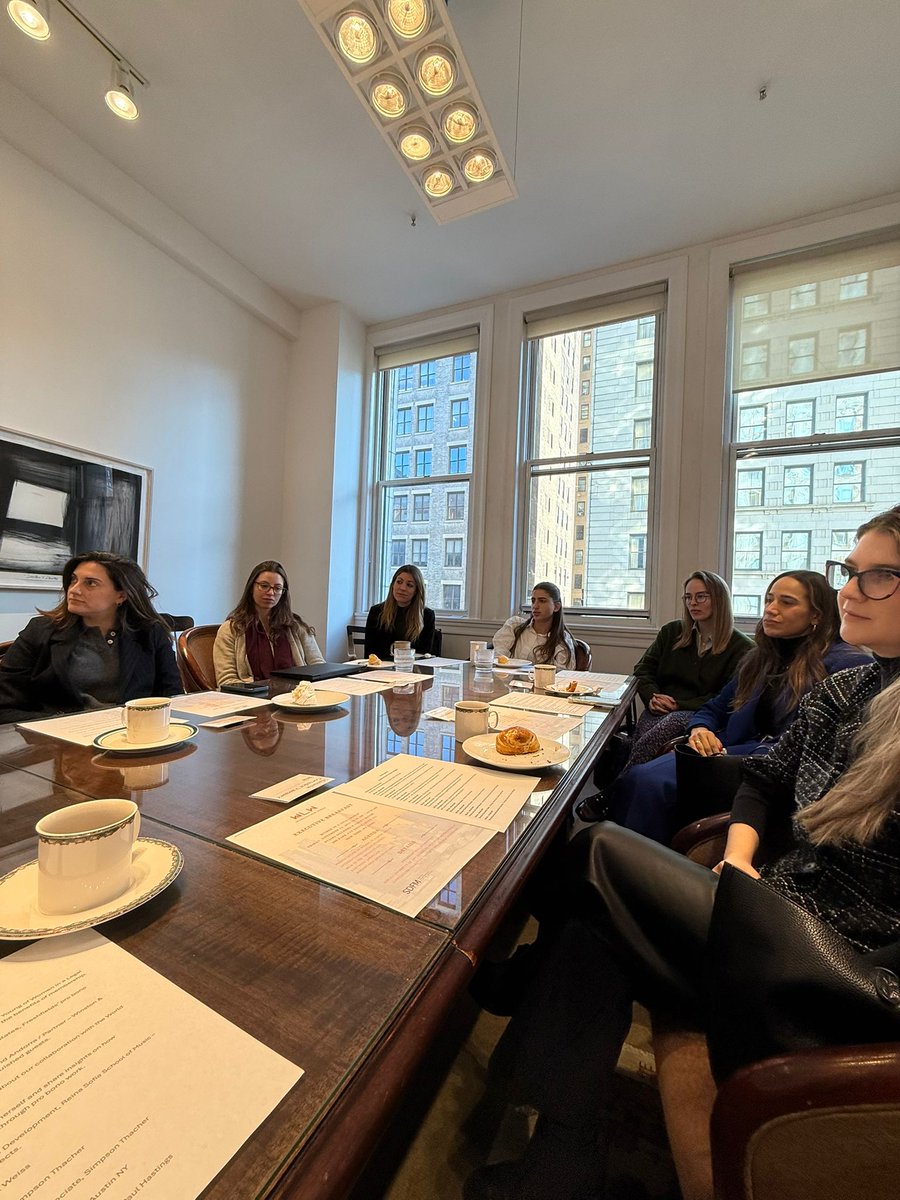 WomenLegalW's tweet image. 📍Our New York chapter hosted an Executive Breakfast at Stairs Dillenbeck Finley Mayer PLLC. Our attendees were also invited by the Escuela Superior de Música Reina Sofía to its NY City debut concert.

#NYchapter #WLW