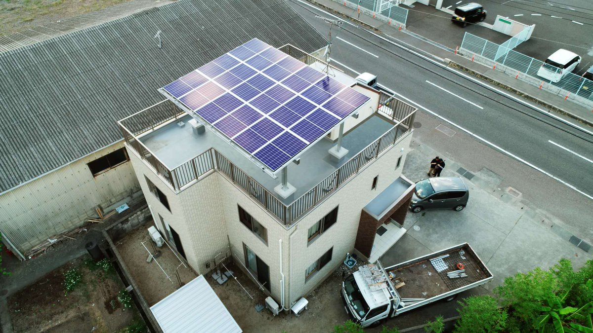 9sunsolar's tweet image. 🥳🥳Customizable Solar Roof Pergola

Product Link👉alibaba.com/product-detail…

#solarroof #solarpergola #solarroofmount #solarmount #solarhouse #solarhome