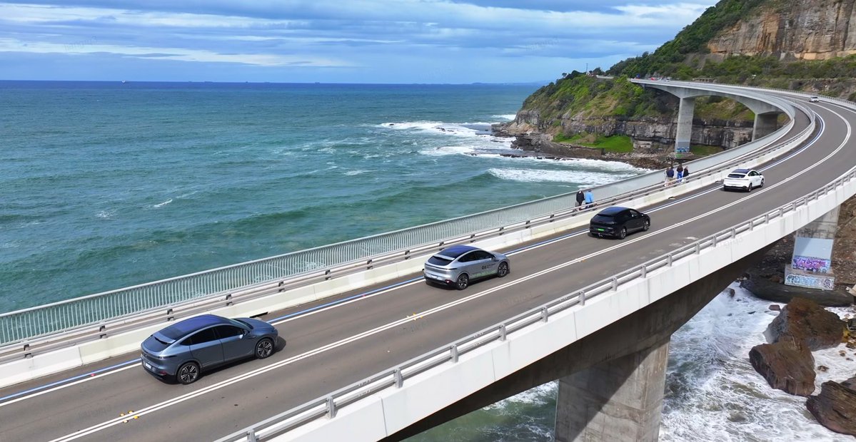 xiaopenghexpeng's tweet image. 30 owners who came together for an unforgettable journey, setting off from the Sydney XPENG showroom and cruising along the stunning Wollongong coastline. The convoy of over 20 cars was more than just a drive, it was a powerful demonstration of our vibrant community. @XPengMotors…