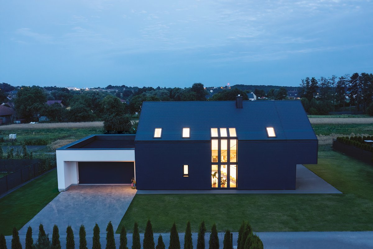 oknonetpl's tweet image. Budynki harmonizujące z otaczającą je naturą, dbające o równowagę ekologiczną tworzą przyjazną 😇 człowiekowi architekturę – dowiedz się z najnowszego artykułu jak produkty FAKRO wpisują się w tę ideę.

oknonet.pl/fakro-stolarka…

#GREENVIEW #INNOVIEW @fakropl