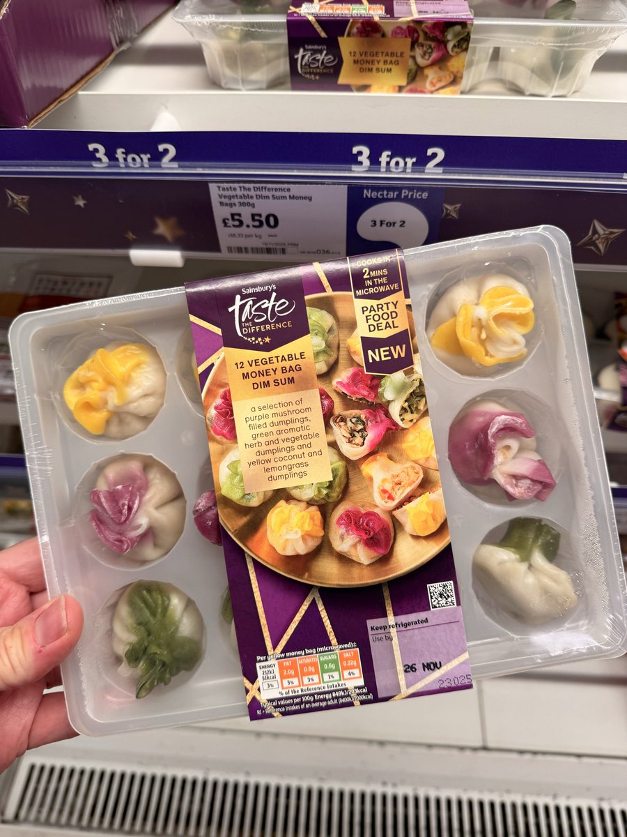 All_Things_New_'s tweet image. Festive Finds! 🎄 At Sainsbury’s @sainsburys #sainsburys #tastethedifference #christmas #partyfood #wellthisisnew