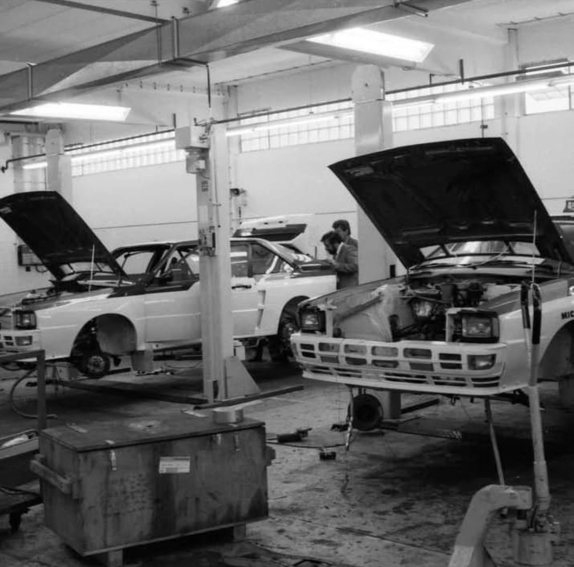 WRCPAST's tweet photo. Audi's World Rally Championship (WRC) efforts in the 1980s were run by their in-house competition department, Audi Sport, based primarily in Ingolstadt, Germany. 

This department was responsible for developing and running the iconic Audi Quattro and its subsequent evolutions, which revolutionized the sport with permanent all-wheel drive.

📷 N/S 🙁

@OfficialWRC @AudiOfficial @audisport