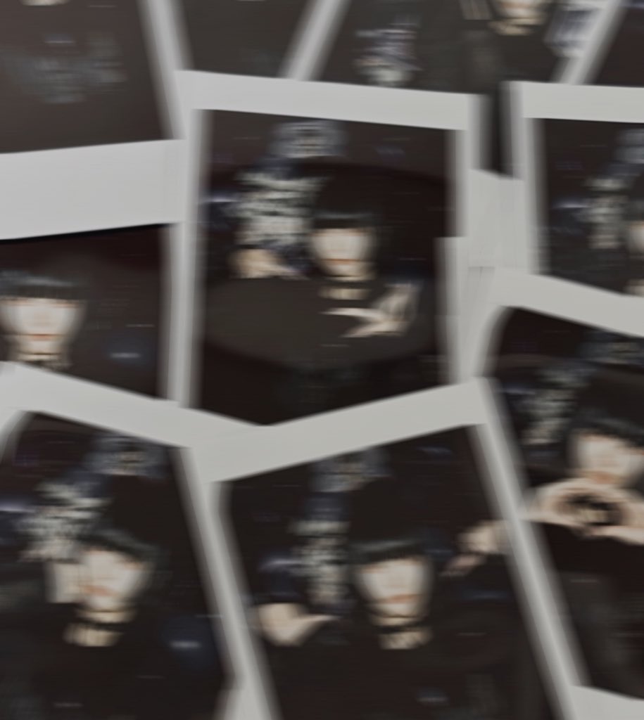 アスティ チェキ まとめ売り 💜🎶 生誕祭チェキ販売 🎶💜 昨日撮影したチェキを販売します!! この