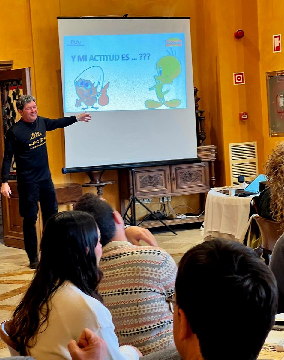 kriesgo's tweet image. Pasión, excelencia e integridad como valores que son pilares del equipo Calidad PASCUAL compartidos en el TEAMBUILDING @outdoorasturias de inicio de semana en Aranda de Duero (Burgos) con metodología participativa by @FIDACONSULTORES en acción a tope #equipo #compromiso #familia