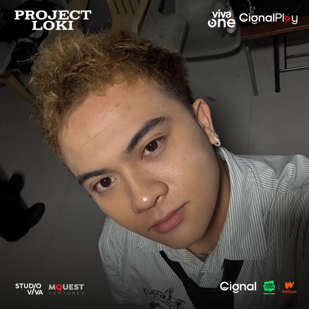 StudioVivaPH's tweet image. Iba talaga ang angas mo, Rye! 

Abangan ang Wattpad’s most famous mystery thriller series, PROJECT LOKI written by AkoSiIbarra.

Directed by Xian Lim. Soon on Viva One and Cignal Play.

#ProjectLoki
#VivaOne #CignalPlay
#Wattpad #WebtoonProductions
#MQuest #Cignal #StudioViva
