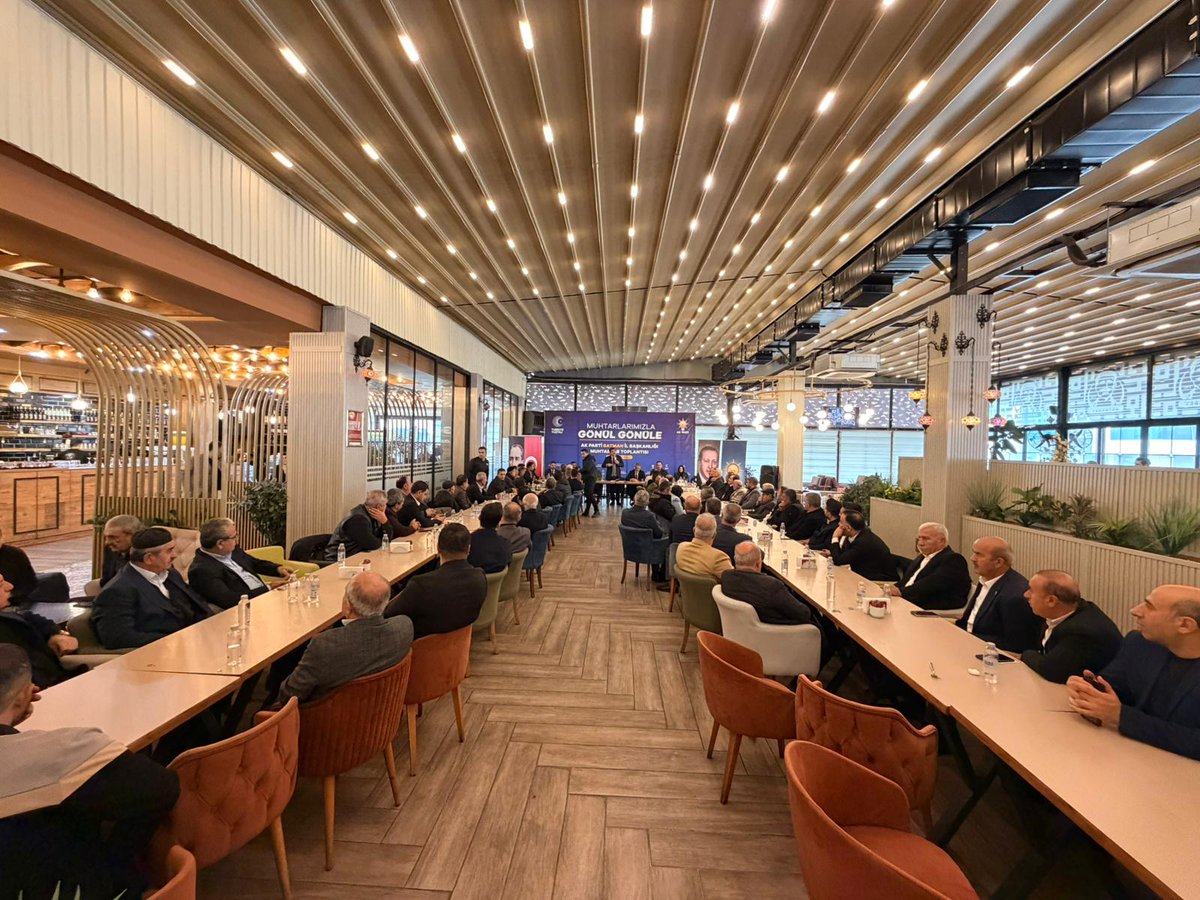 AK Parti Batman İl Başkanlığı Muhtarlarla Bir Araya Geldi

AK Parti Batman İl Başkanlığı, kent genelindeki muhtarlarla geniş katılımlı bir kahvaltı programında bir araya geldi. Programa AK Parti Batman İl Başkanı Hüseyin Şansi ve Batman Milletvekili Ferhat Nasıroğlu başta olmak