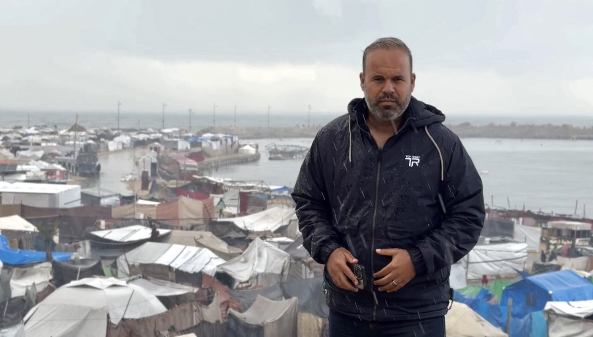 islambader_1988's tweet image. غزة تغرق ..
سيكون شتاءاً صعباً طويلاً بارداً !
وما بين كل منخفض وآخر.. مجزرة أخرى! .. ونزوحٌ جديد ! وموت زؤام .. وقهرٌ ونزف ..