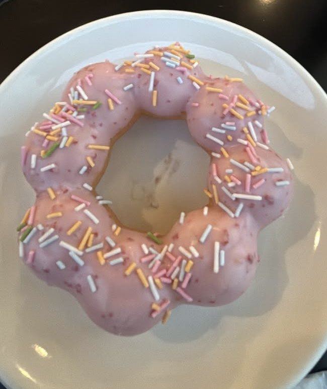 ポスティング終わりに久しぶりのミスタードーナツ🍩
#ミスタードーナツ
#ポンデリースストロベリー