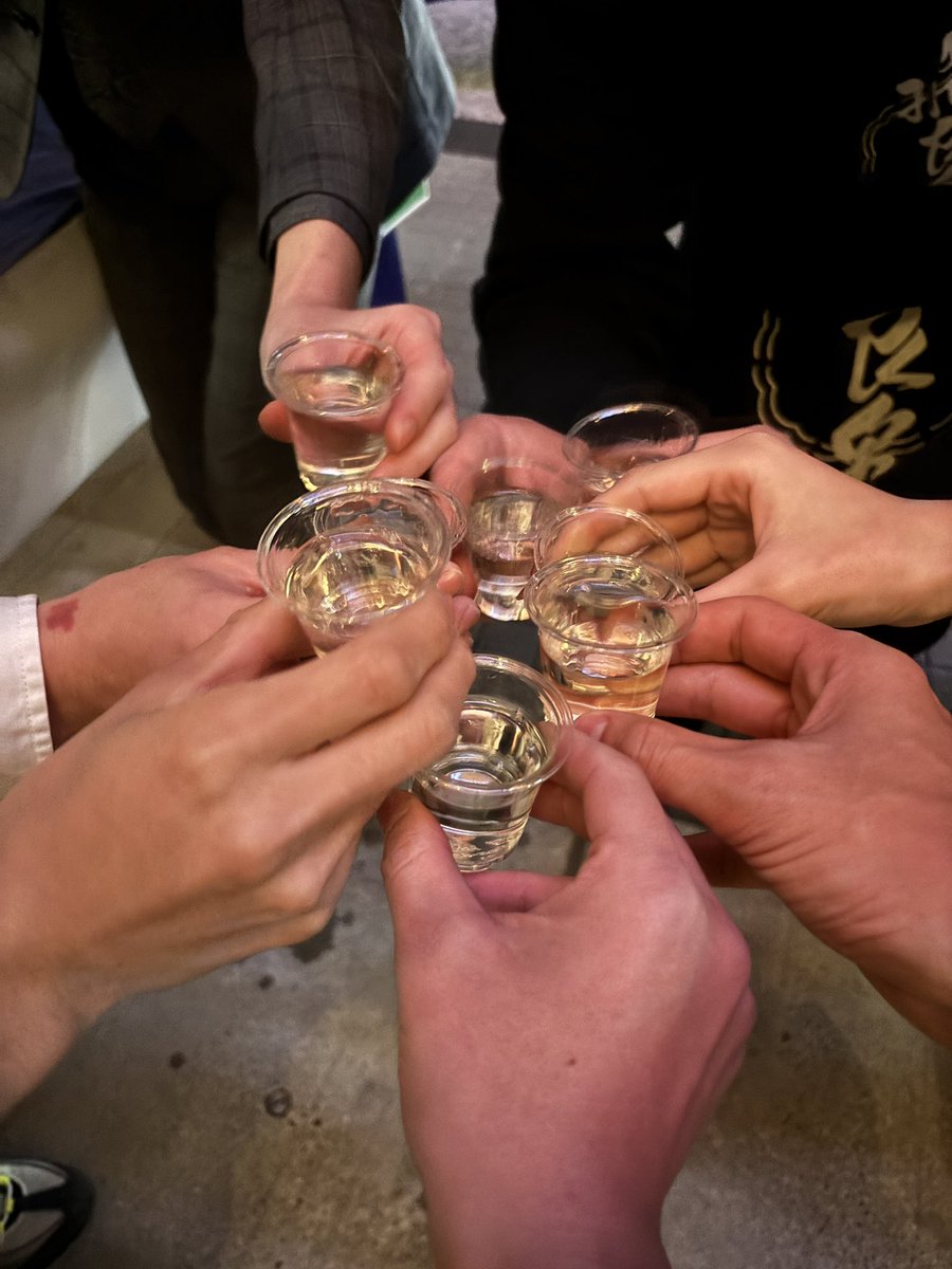 名古屋のイベント初めて手伝ったけど、なかなか面白かったな。
お客さんが楽しんでくれてたのがよく分かって、売り甲斐があった…

#純米酒ウィーク