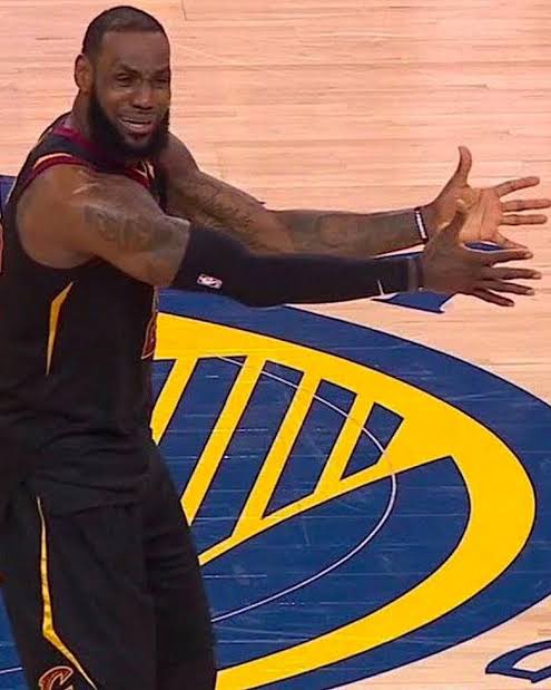 Entroprox's tweet image. Do I even need to say anything your honour