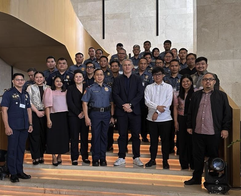UN__Cyber's tweet image. Davao, 🇵🇭 , 18-21 Nov | #FirstResponders in the Bangsamoro Autonomous Region of Muslim Mindanao (BARMM) are boosting skills for better chain of custody, rapid preservation &amp;amp; smarter crime scene procedures for faster scam &amp;amp; #OSAEC detection. Supporting peace &amp;amp; development. 
🙏 🇺🇸.