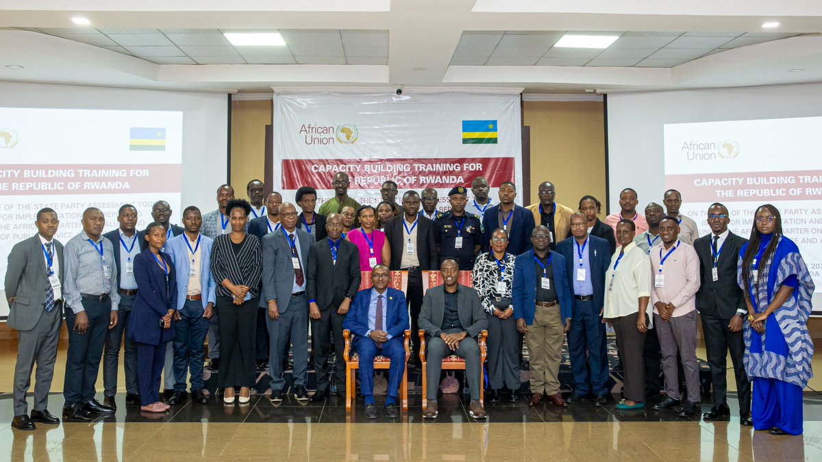 AUC_PAPS's tweet photo. 🚀 Happening Now in Kigali🇷🇼!

The @_AfricanUnion's Capacity Building Training on the State Parties Assessment Tool (#SPAT) for the African Charter on Values and Principles of Public Service and Administration, from 24-27 Nov 2025. 

Rwandan officials are deepening their skills for effective governance reporting. #PublicService #Agenda2063