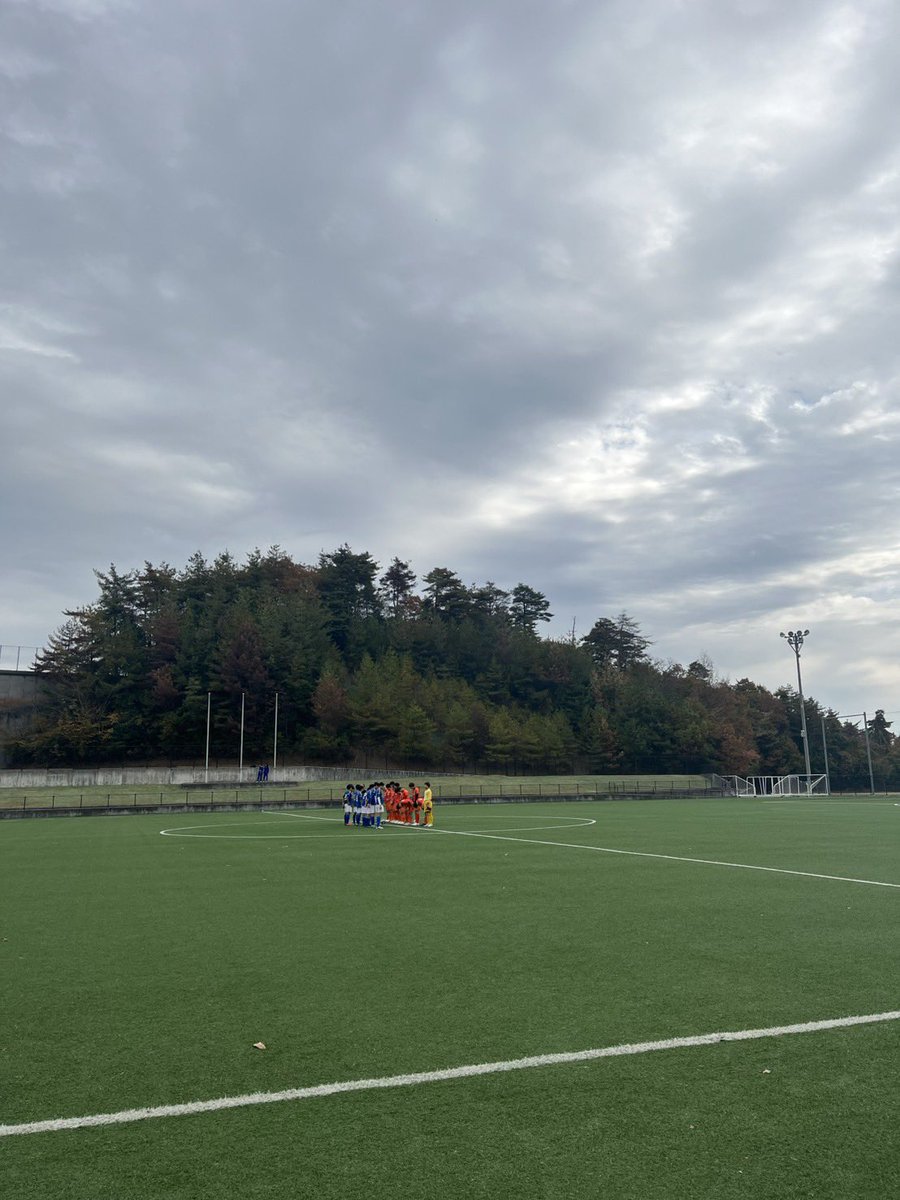 tottorimedsc's tweet photo. 練習試合11/24 vs愛媛大学
1本目1-2(秀平)
2本目0-1
3本目1-0(渡邉)
4本目1-0(上田)
3本目、4本目は勝ち切ることができましたが1本目、2本目で勝ち切ることができず、悔しさが残る結果となりました。今週末は3者戦があるのでそこに向けてまた練習を頑張っていきます！ https://t.co/i78qd3yaAk