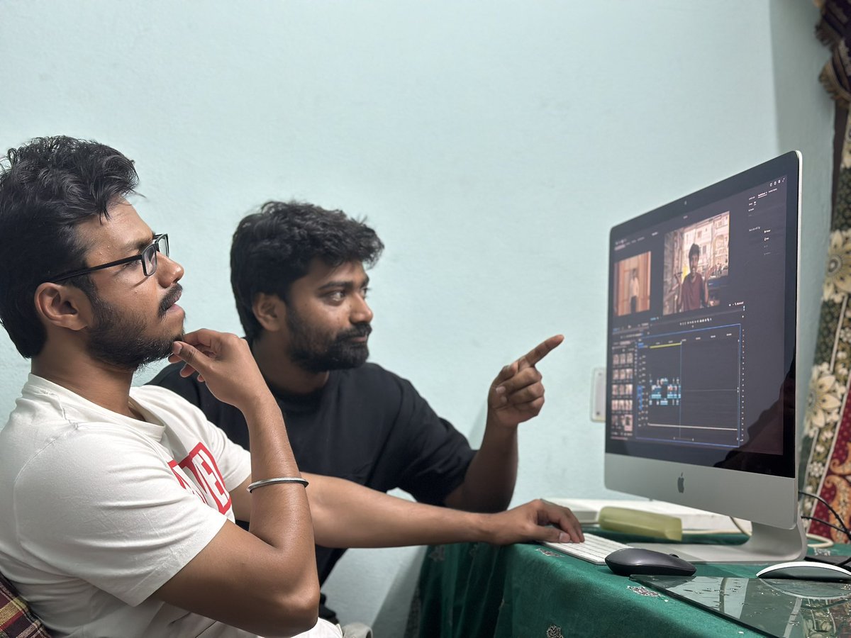 iamharryyyyyy's tweet photo. Happy blockbuster birthday to the director of #HariChandraKatha ❤️❤️ very soon everybody gonna witness your magic✨ Thank you for making me as Hari Chandra🤗 Remember this name @karthik18673641 “Karthik Krishna” oka manchi family director avtadu #hck https://t.co/f5wK2G33Br