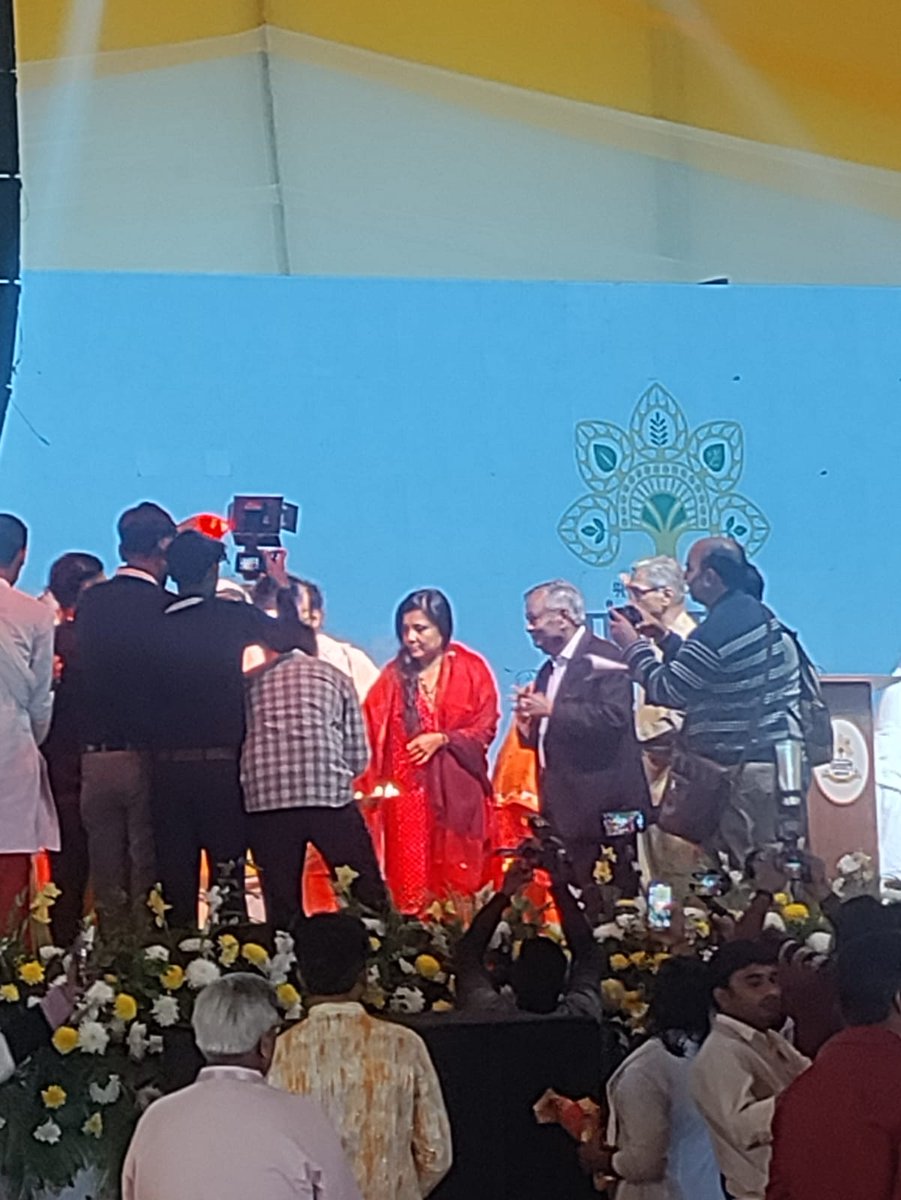 helpers52's tweet image. Let your spirit unwind in an atmosphere filled with faith, joy, and sacred energy. Each experience is designed to bring you closer to the soul of Vrindavan.
#KrishnaBhumiArcade