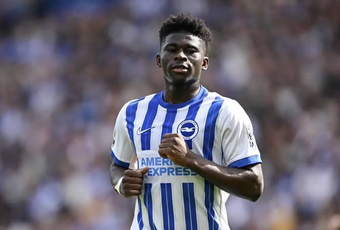 Andrew James tweet media