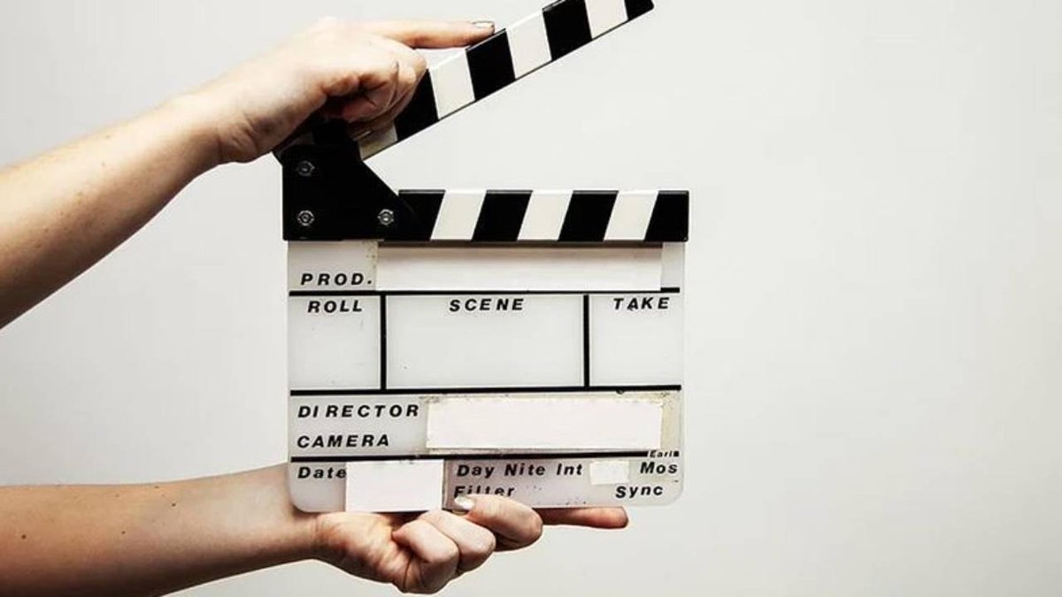 Türkiye, Rusya'nın başkenti Moskova'da düzenlenecek "Elmas Kelebek Ödülleri"nde 3 filmle temsil edilecek. “Akıldan Kalbe”, “Karganın Uykusu” ve “Ölü Mevsim”, 28 Kasım’a kadar sürecek etkinlikte uluslararası izleyiciyle buluşacak.