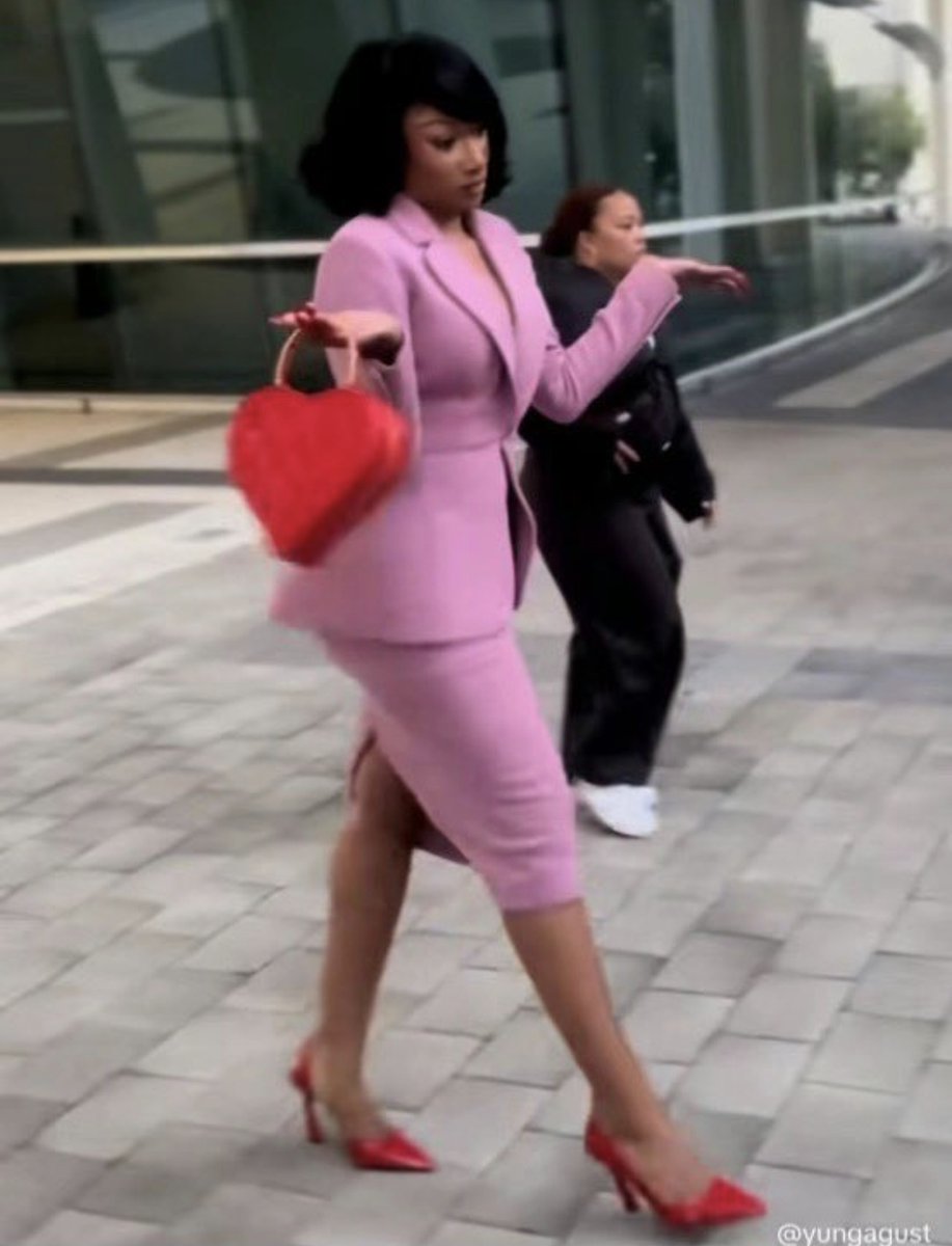 CoconutsRaining's tweet image. Megan thee Stallion #megantheestallion