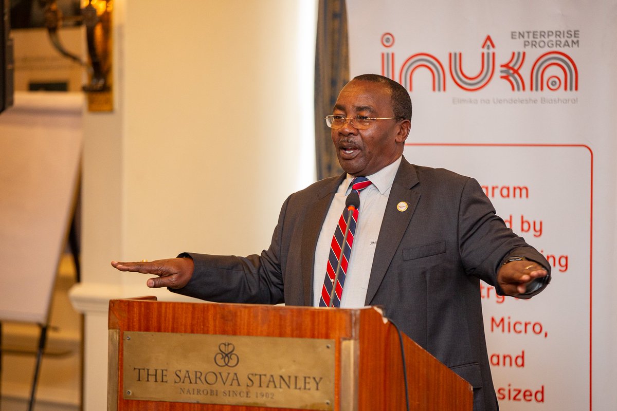 KenyaBankers's tweet image. Twenty-four Micro, Small, and Medium Enterprises (MSMEs) today received business grants of Sh100,000 each to support their next stage of growth after completing the @InukaSME  Enterprise Program  Enterprise Accelerator Program, a banking industry-led initiative implemented by the…