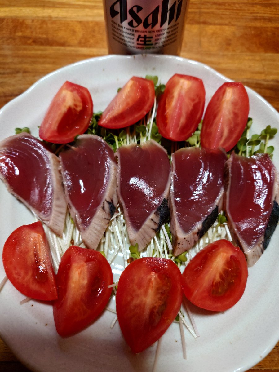 ftafyapm's tweet image. 🐟鰹たたきキムチマヨ🍅🥢😋👍👍🍻🍺🍺
#料理好き
#鰹たたきキムチマヨ
#酒好き
#晩酌