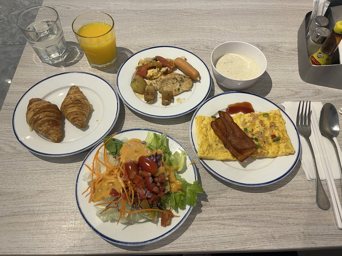 automatic787's tweet image. 帰国しました😁

いいねとコメントありがとうございました

今回はAir Chinaの航空券を超格安で手に入れ、IHGのポイントを使って宿を押さえたので、あまりお金は使いませんでしたが、遊び代はインフレの影響でどんどん上昇。庶民ではそうそう遊びに行けない事を痛感しました😭

タイは年2回かな😅