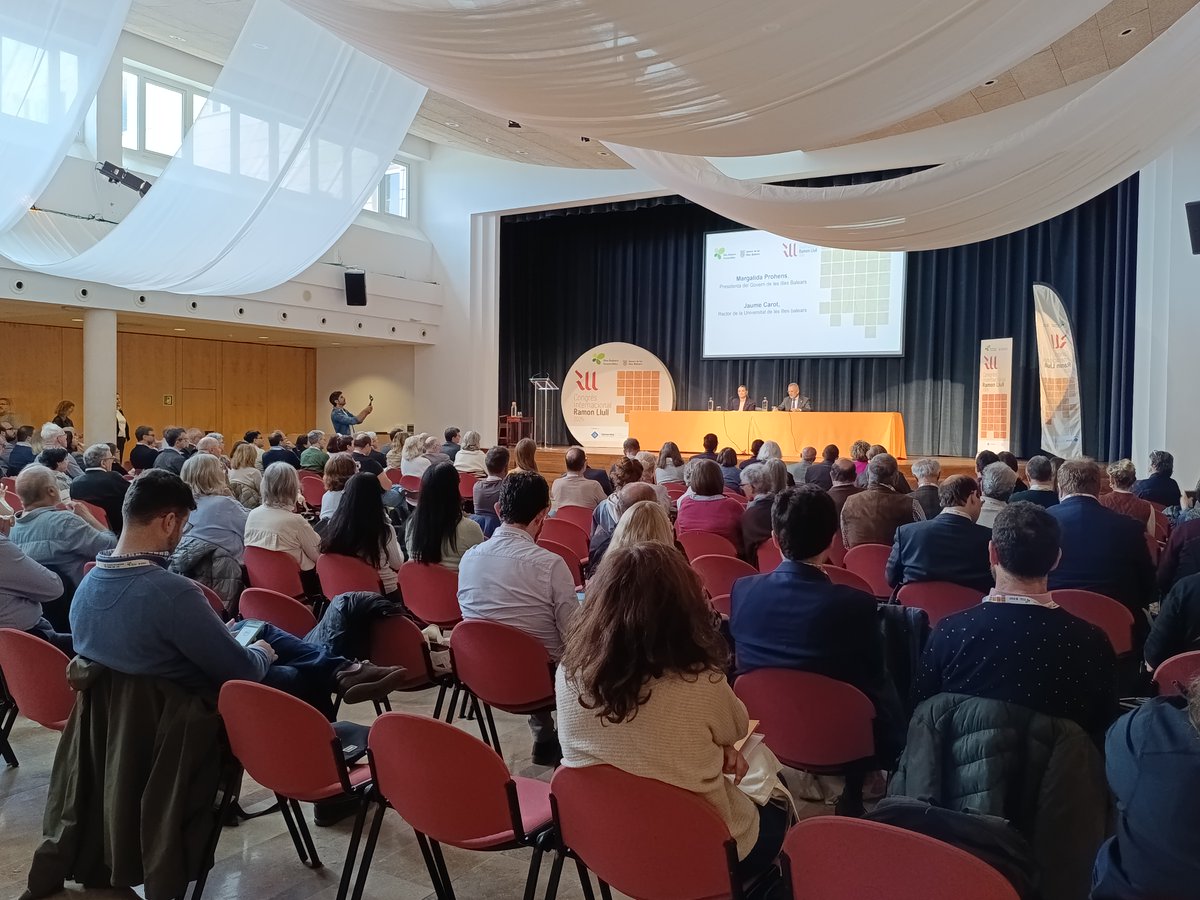 iehm_uib's tweet image. 👏Gracias a todas las personas que hicieron posible el Congreso internacional &quot;Ramon Llull 2025&quot;.
🔝Gran calidad de ponencias, debates inspiradores y una comunidad académica que sigue haciendo crecer los estudios lulianos. 
📸Os compartimos algunas imágenes del encuentro
