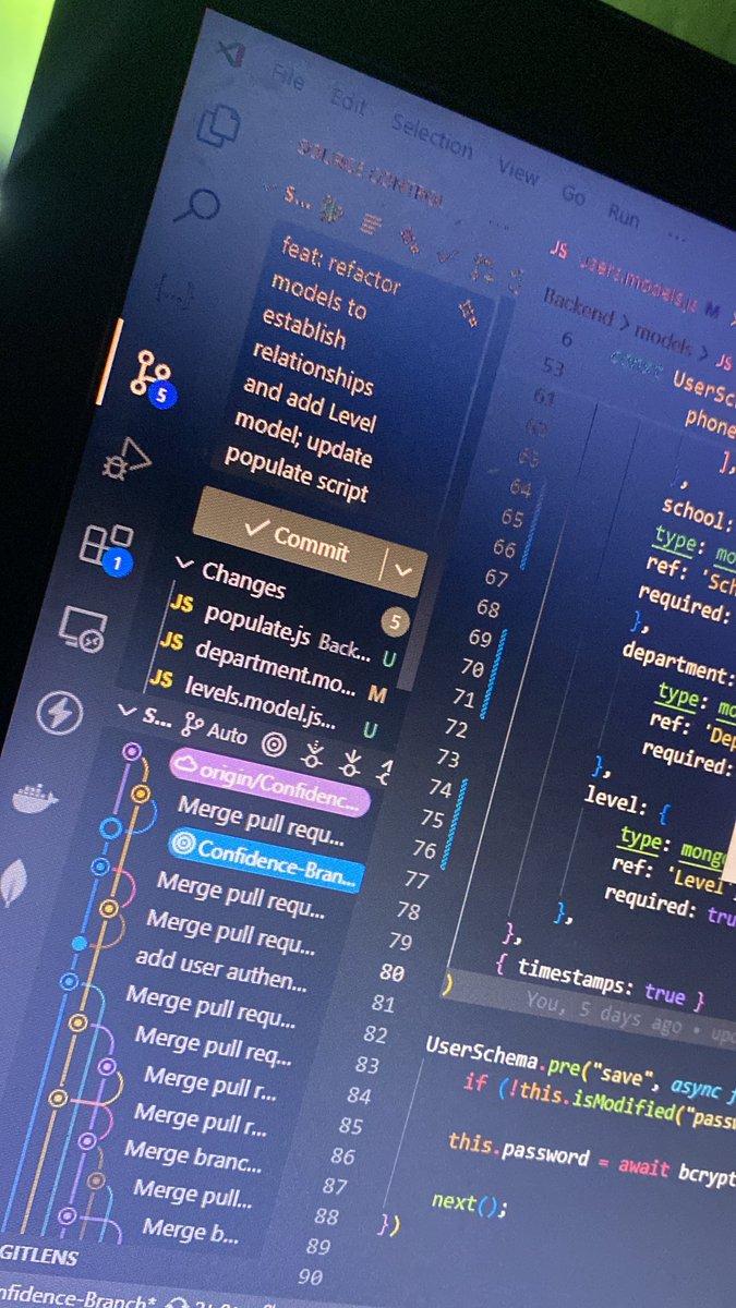 CodeByNZ's tweet image. When VS Code already has the Source Control feature, why do developers still use Git commands in the terminal for pushing, committing, or cloning repositories? 👀