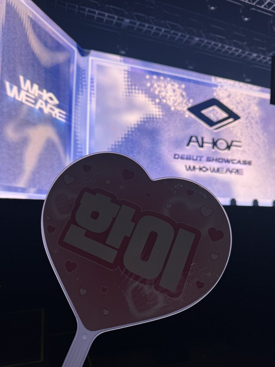 티미긩 tweet media