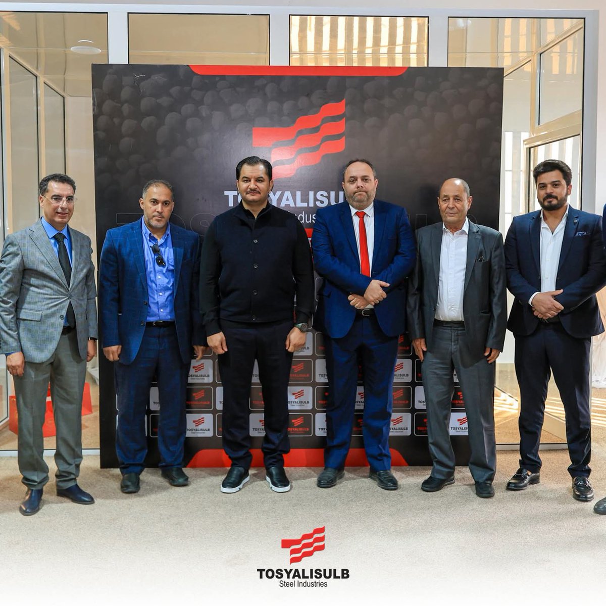 LibyaxLibya's tweet image. في #بنغازي عاصمة #برقه بدء انشاء اكبر مصنع للحديد الصلب المختزل في العالم 💪
ما شاء الله ربي يبارك ويفكنا من عيون الحسود والحقود.