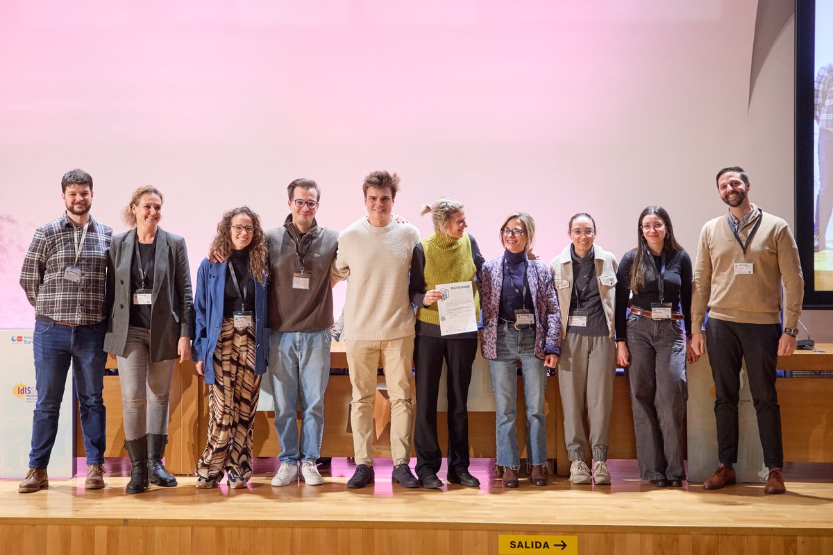 juliomayol's tweet image. The #syntheticdata datathon organized by @IIS_IdISSC in collaboration with @LifeSTech delivered a focused burst of ideas. Great teamwork, clear challenges and sharp solutions that show how synthetic data strengthens #research and accelerates safe #innovation in #healthcare. 

#AI