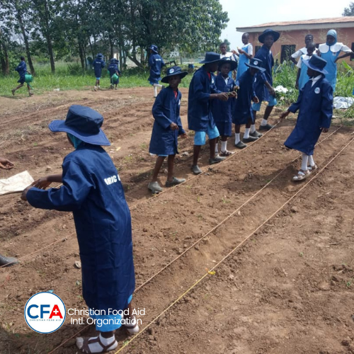CFA_Intl's tweet photo. The SAEE Impact Interschool Competition is in full swing, and yesterday’s visit to Moremi High School was packed with activity!

Our students transplanted their bell pepper, habanero, and chilli pepper seedlings and planted Amaranthus.

#SAEE #ChristianFoodAid #SamaritansPurse https://t.co/DrADjUphk2