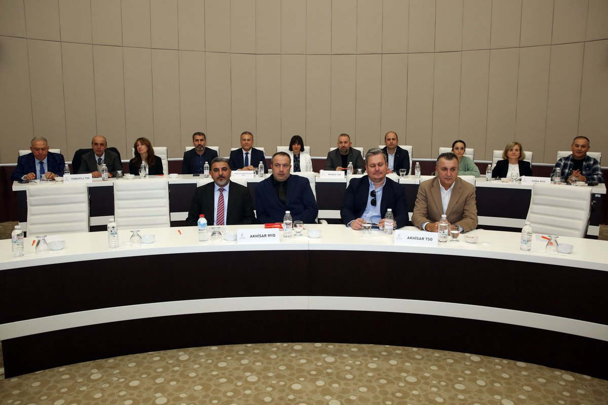 mcbu1992's tweet image. MCBÜ’de MYO Eğitim İş Birliği Protokolü Kapsamında PYK Toplantısı Düzenlendi

📰 u.mcbu.edu.tr/k5t

#ProfDrRanaKibar #ManisaCelalBayarÜniversitesi #MCBÜ #MCBÜrektör #MCBÜmyo #MCBÜönlisans