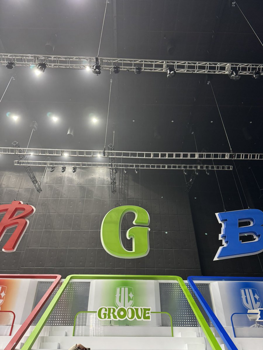 티미긩 tweet media