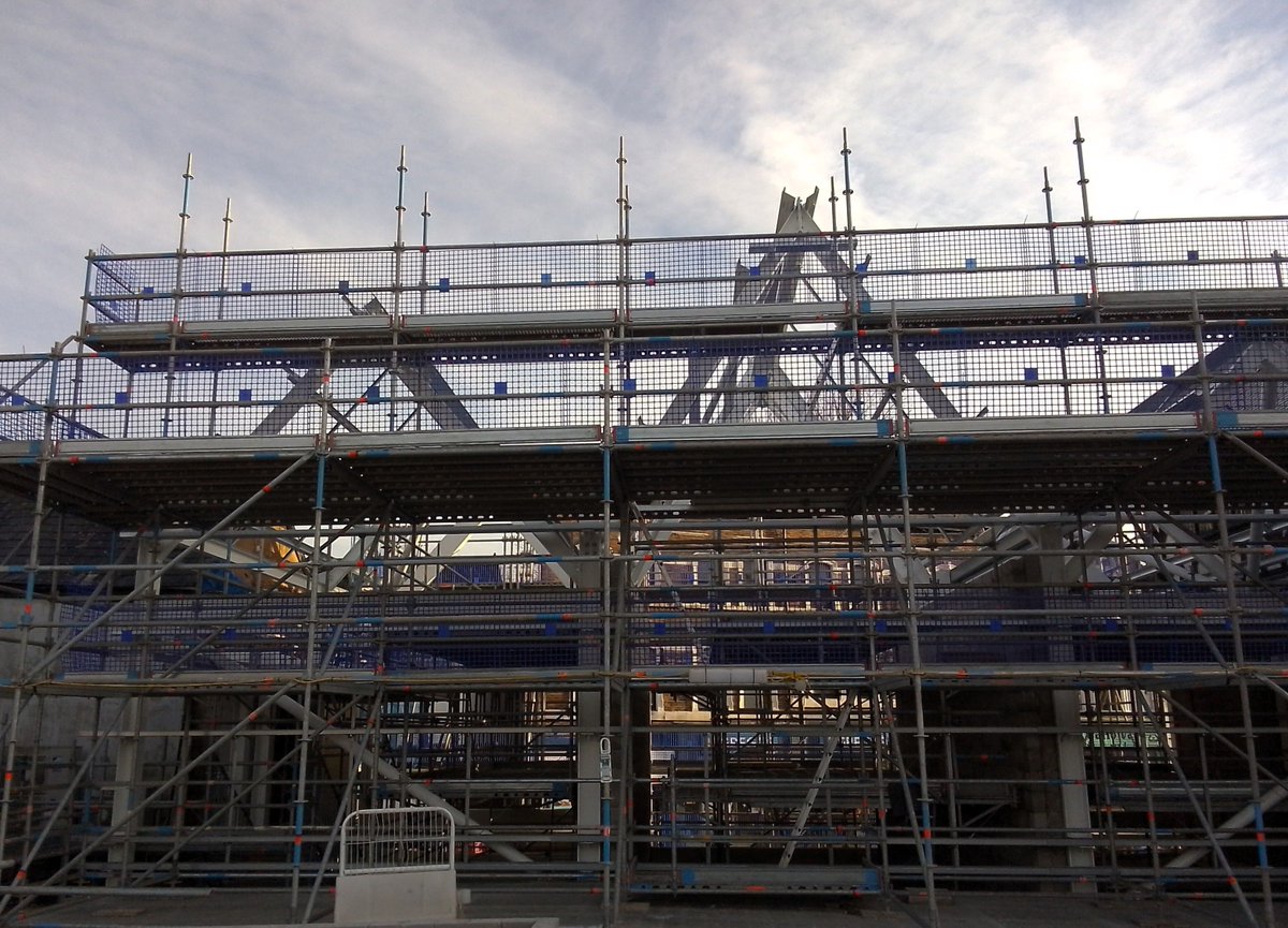 LongworthFacade's tweet image. Last week we commenced with the IKO Roofing on the new Market Hall at Wigan Galleries for Galliford Try 👷‍♂️ 

#wigan #roofing #cladding #newproject #constructionuk