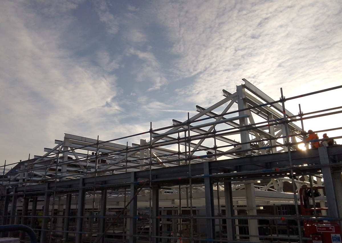 LongworthFacade's tweet image. Last week we commenced with the IKO Roofing on the new Market Hall at Wigan Galleries for Galliford Try 👷‍♂️ 

#wigan #roofing #cladding #newproject #constructionuk