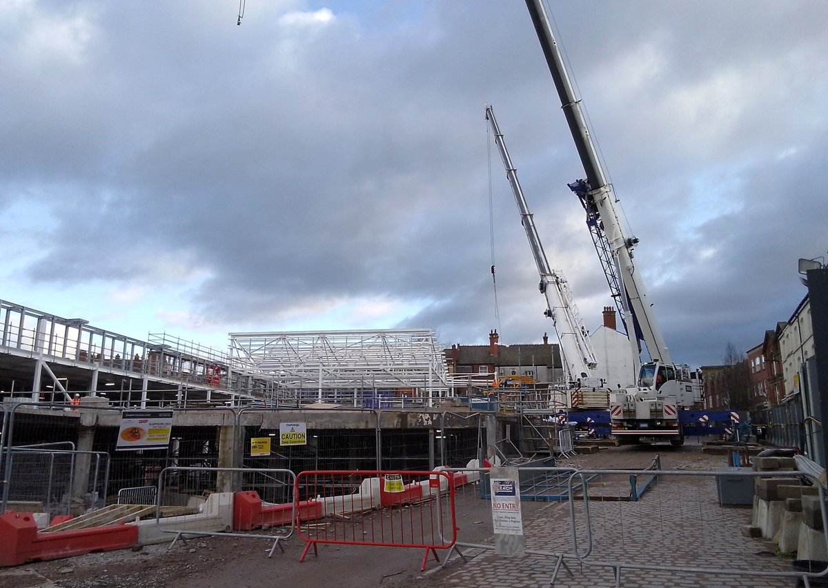 LongworthFacade's tweet image. Last week we commenced with the IKO Roofing on the new Market Hall at Wigan Galleries for Galliford Try 👷‍♂️ 

#wigan #roofing #cladding #newproject #constructionuk