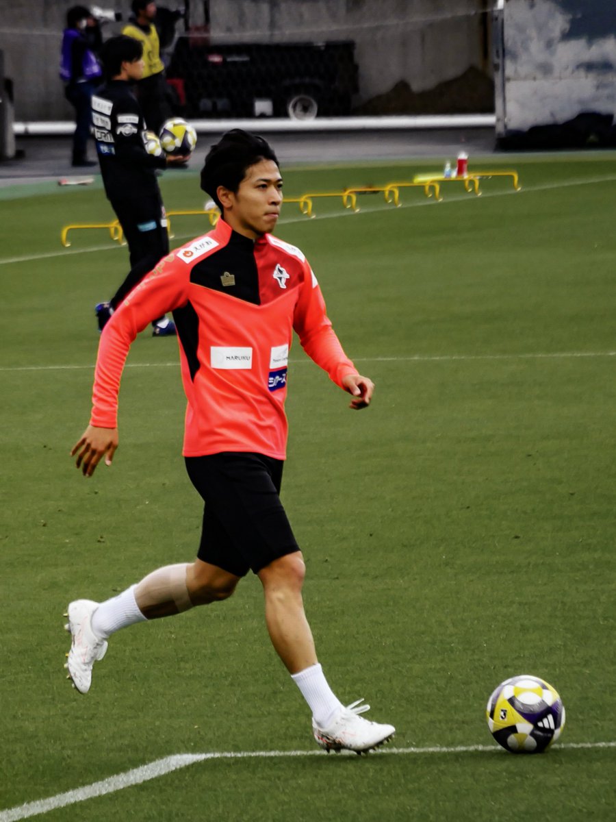 _s_pulse's tweet image. 歩くん誕生日おめでとう🎉
土曜日のプレー、楽しみにしてる✨

#roasso #豊田歩