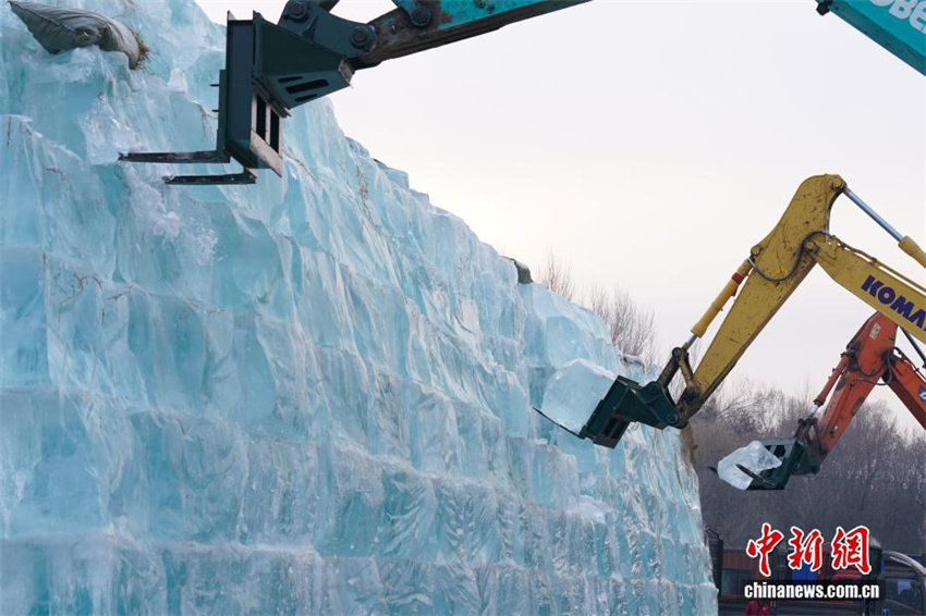 DiarioPovo's tweet image. 27º #Harbin Ice and Snow World arranca com a utilização de 200 mil metros cúbicos de #gelo armazenado
portuguese.people.com.cn/n3/2025/1125/c…