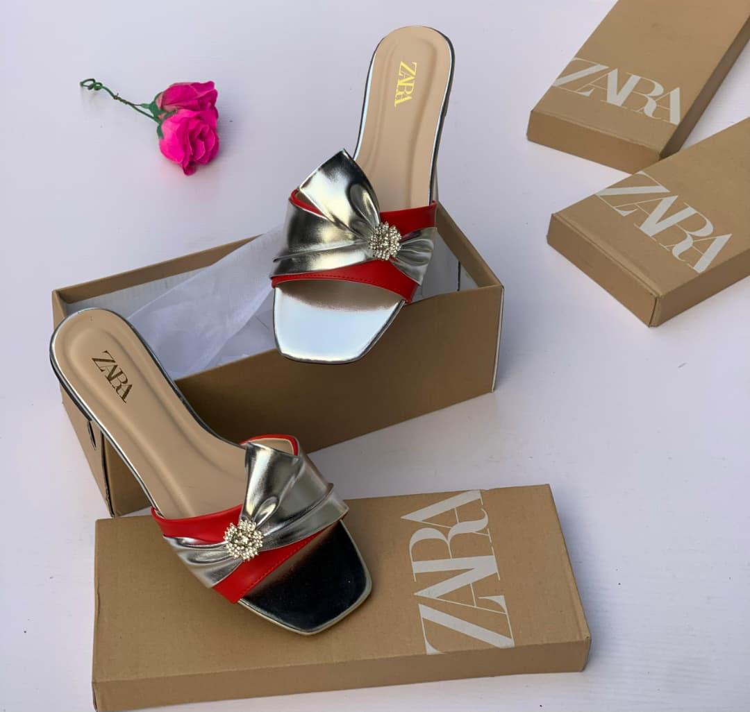 mornu_grace's tweet image. Zara 😍 
🏷️23,000