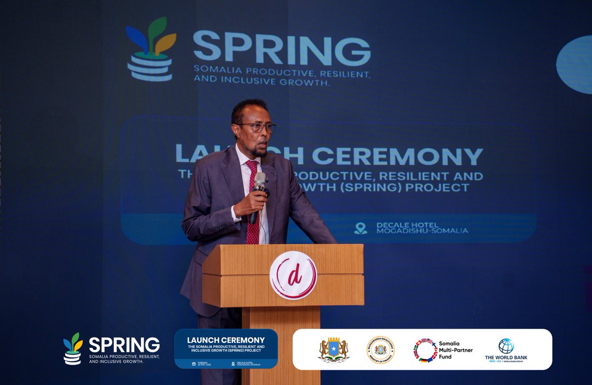 SPRING_MOF_SOM's tweet image. The event is underway. The Director General, Saleiman S. Umar, delivering opening remarks that highlight the importance of the SPRING Project and the collective effort driving Somalia’s economic transformation. #SPRINGProject #Somalia #PrivateSector #MSMEs