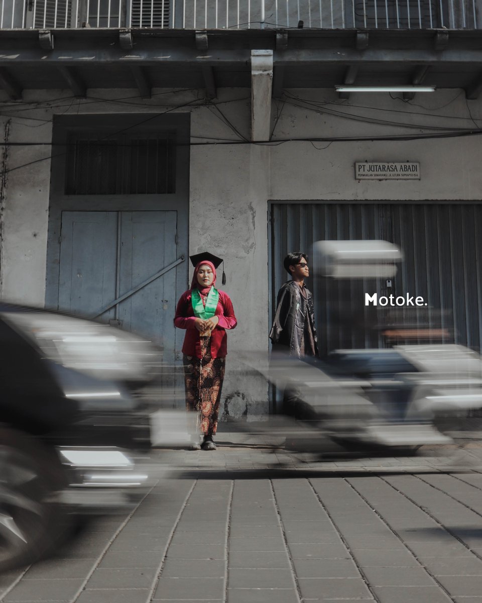 MotokeSmg's tweet photo. kota lama dan adeknya, gue kira awalnya pacarnya 
FG Wisuda
https://t.co/P5J83dXrQ7 https://t.co/lJTxBQ9JCH