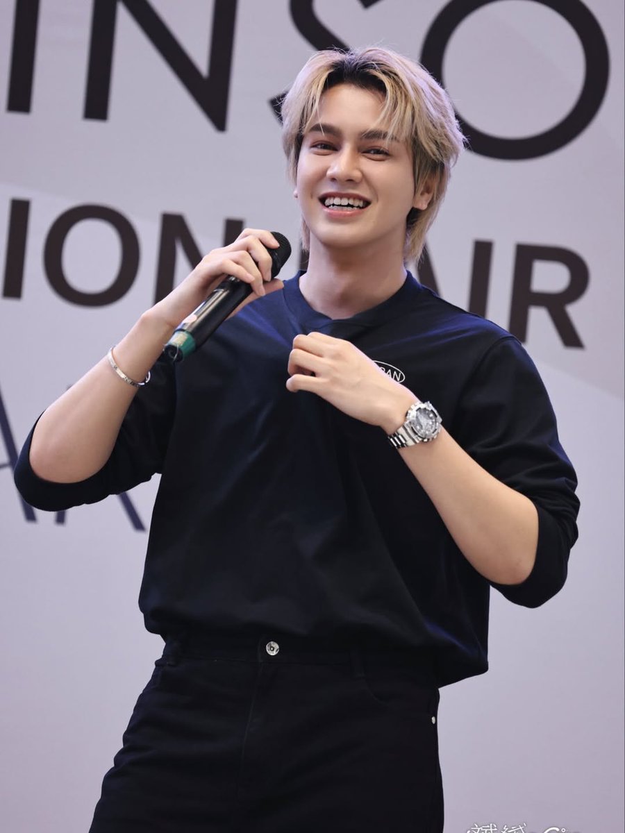 SmartChisaIntl's tweet image. Smart from newsinfinity ig post . 

#smartchisanupong #smartcsnp #CSNP