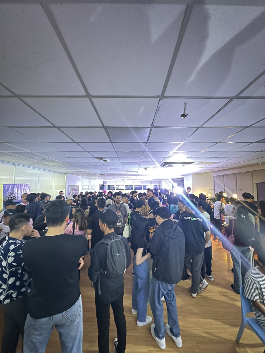 Met some of my favorite creators during the Ronin Rally. 
<a href="/Ryann_AF/">Ryan AF</a> 
<a href="/hezelya/">Hezelya</a> 
<a href="/MukeGaming/">Muke.ron</a>