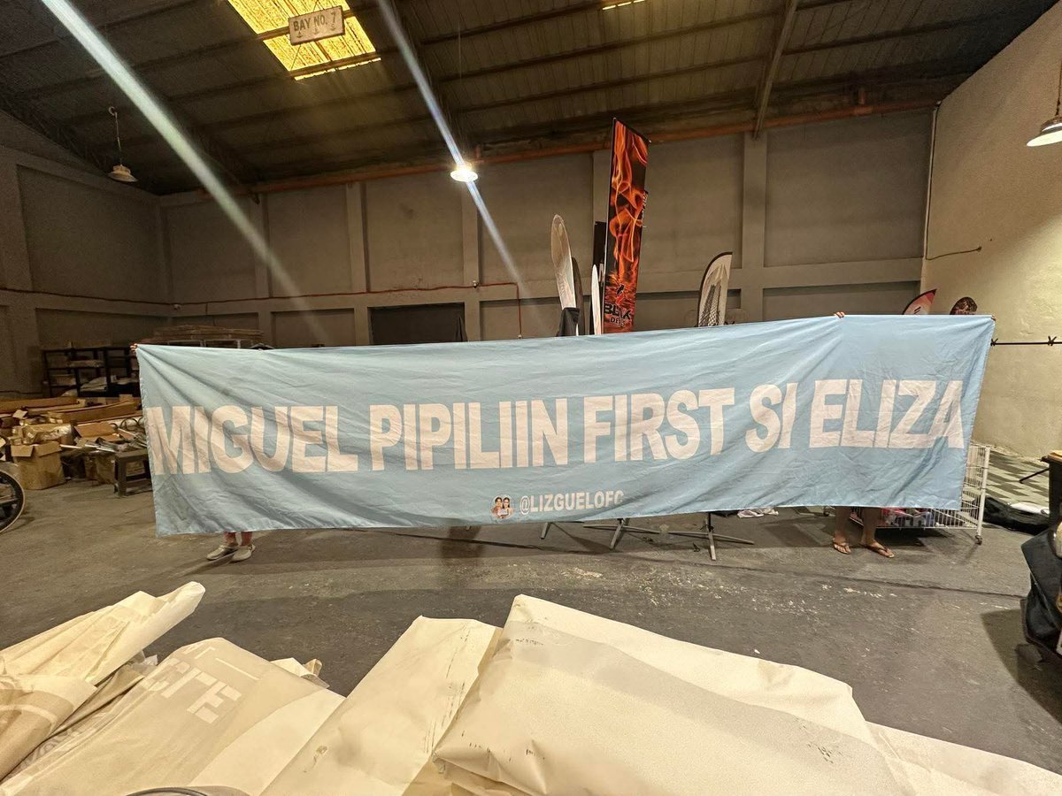 LizGuelOFC's tweet image. 𝐂𝐋𝐎𝐓𝐇 𝐁𝐀𝐍𝐍𝐄𝐑 𝐑𝐄𝐕𝐄𝐀𝐋

Thank you so much, Blushies! Because of your generosity, our ₱30,000 Matching Challenge has officially reached ₱10,000 in donations. 🩵

As promised, here’s the full close-up reveal of our cloth banner for LizGuel!

“𝐌𝐈𝐆𝐔𝐄𝐋…