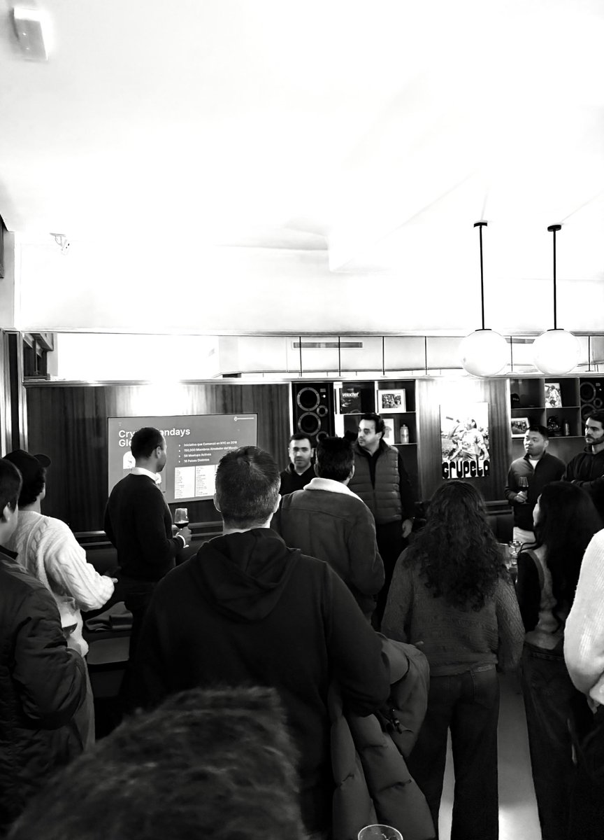 <a href="/CryptoMondaysES/">CryptoMondays Madrid</a> back in the city 

thanks for the invite <a href="/danielferraros/">Daniel Ferraro</a>