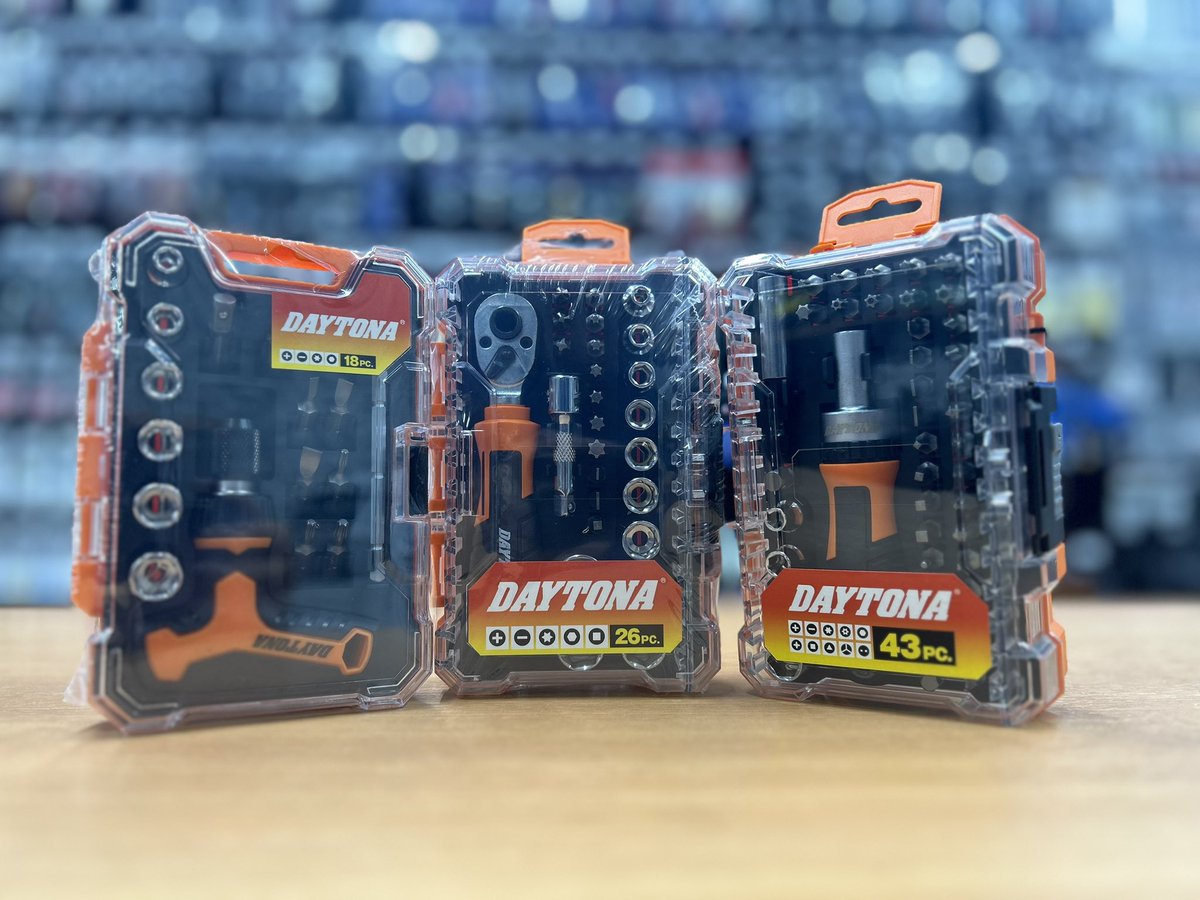 ちょっとした車載工具お探しではありませんか？ 純正車載では出来る