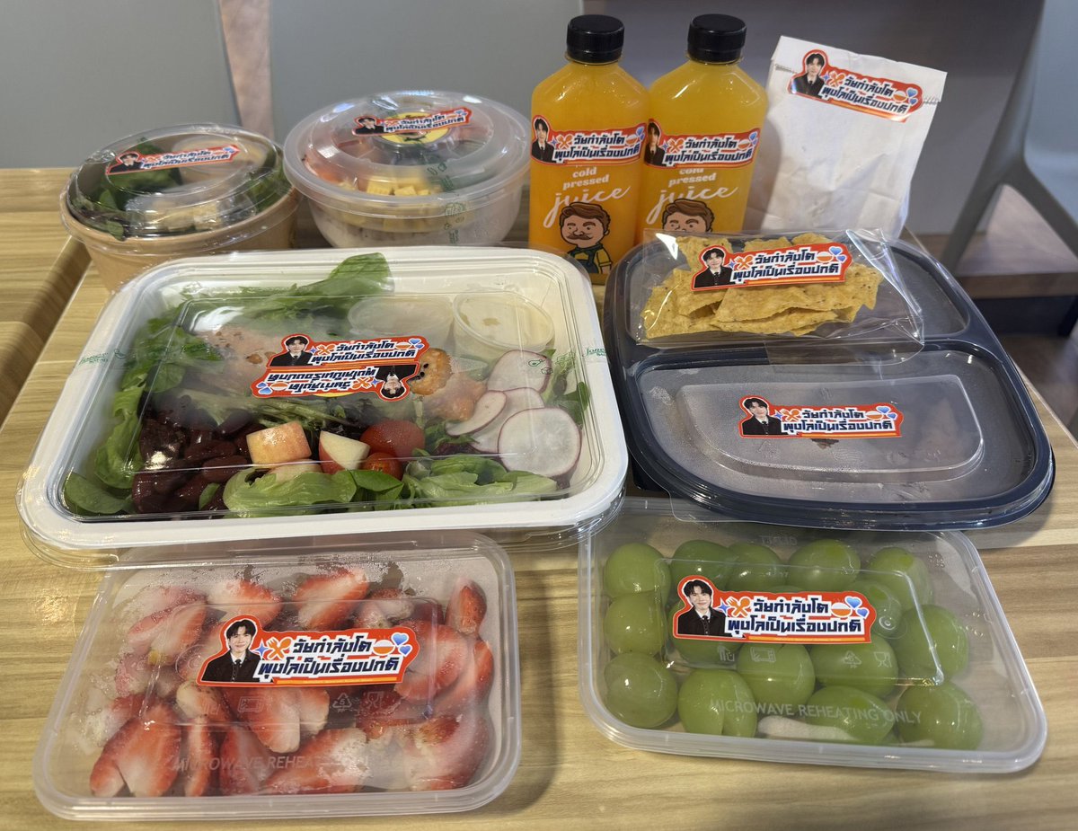 keenfanbaseTH's tweet image. 🍱 — #เสบียงของคีน 
#keenkeno | @keenkeno_sp

Food Support for #GMMTV2026 

✦ เสบียงช่วงเย็นมาเติมพลังให้เจ้าเด็กค้าบ หม่ำๆให้อร่อยน้าคนเก่ง ขอให้วันนี้มีเรื่องราวดีๆเกิดขึ้นนะคะ 🙌🏻♥️

𝐦𝐞𝐧𝐮
- สเต็กหมู
- สลัดแซลม่อน
- ข้าวหน้าแซลมอน
- มันหวานทอด
- น้ำผลไม้รวม
- ผลไม้

Special…